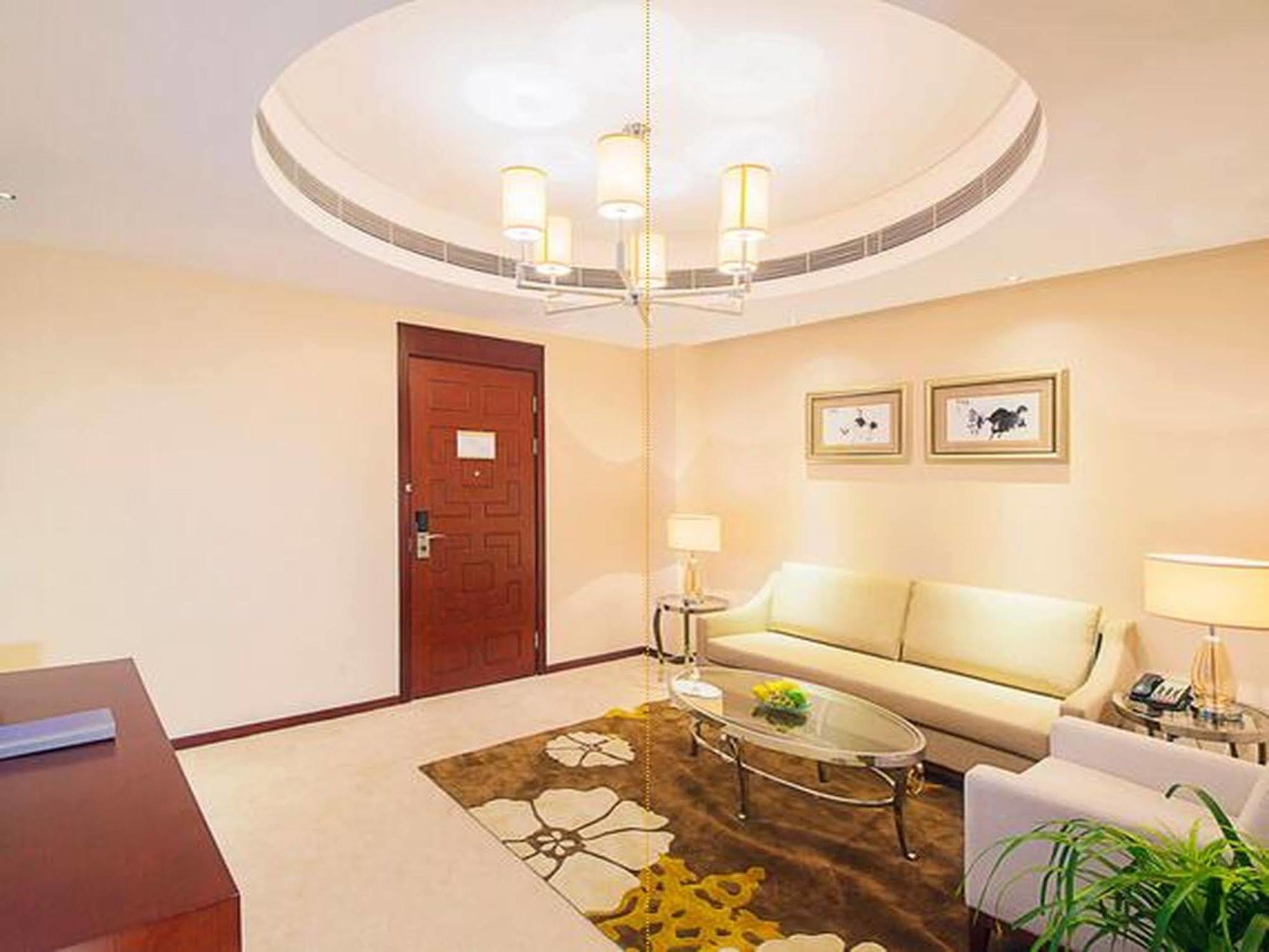 Longhua International Hotel Csangsa Kültér fotó
