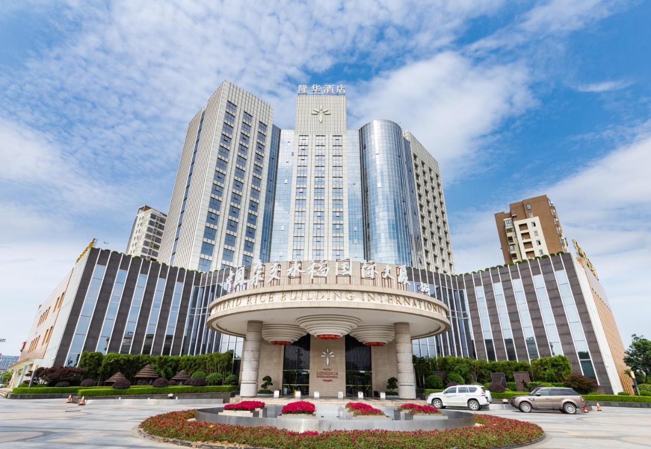 Longhua International Hotel Csangsa Kültér fotó
